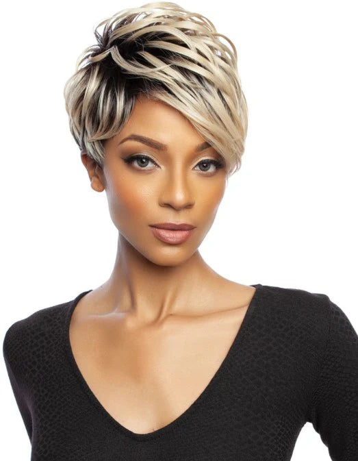 Red Carpet Chic-Xie Full Wig Ronika